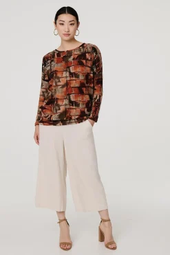 Abstract Long Sleeve Scoop Neck Top