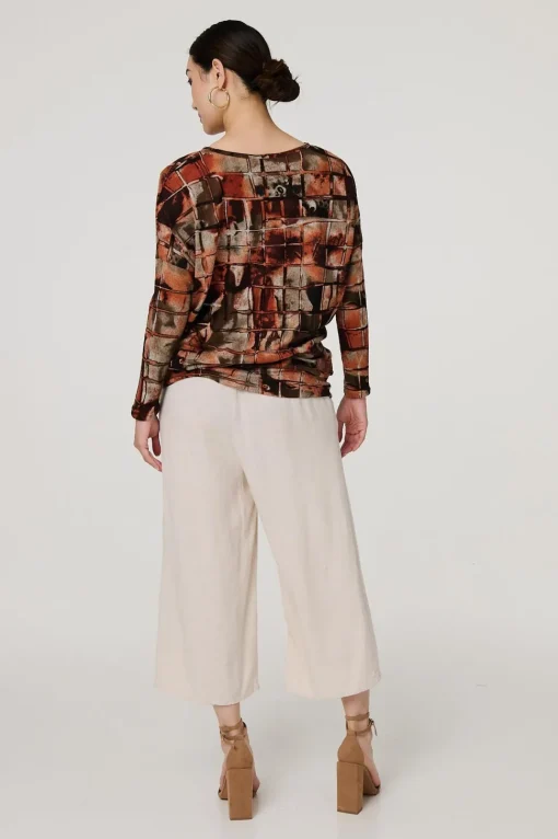 Abstract Long Sleeve Scoop Neck Top