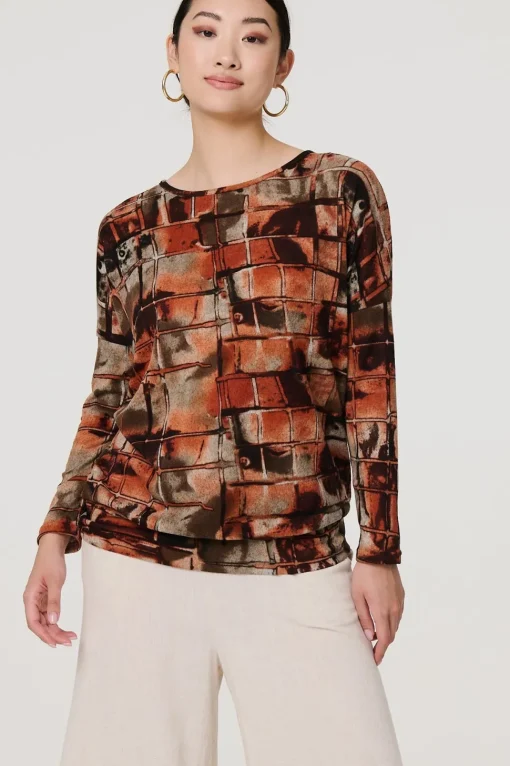 Abstract Long Sleeve Scoop Neck Top