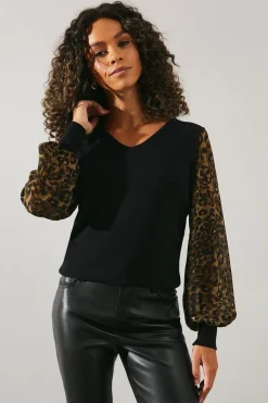 Animal Chiffon Sleeve V Neck Knitted Top