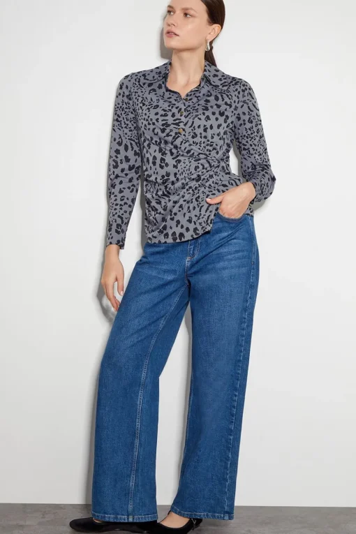 Aubrey Jersey Leopard Print Shirt
