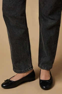 Blythe Leather Round Toe Ballet Pumps
