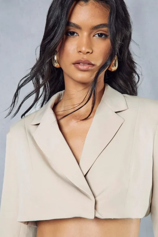 Boxy Cropped Fold Over Blazer