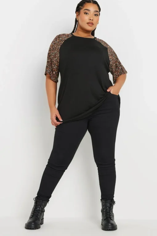 Contrast Sleeve T-Shirt