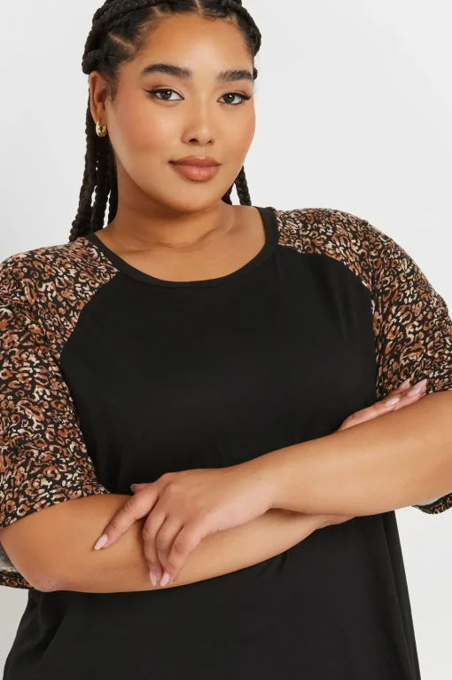 Contrast Sleeve T-Shirt