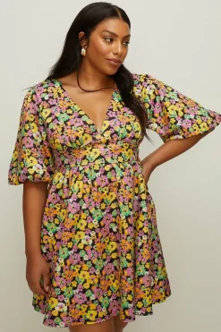 Curve Ditsy Floral Scuba Skater Dress