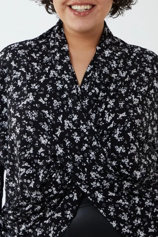 Curve Draped Dip Hem Top