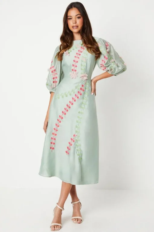 3d Floral Embroidered Puff Sleeve Midi Dress