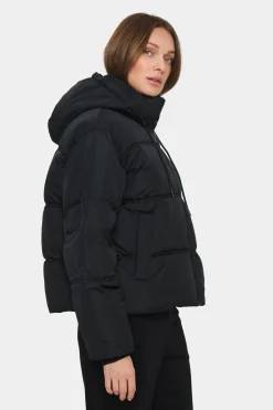 Fey Short Hooded Puffer Jacket-