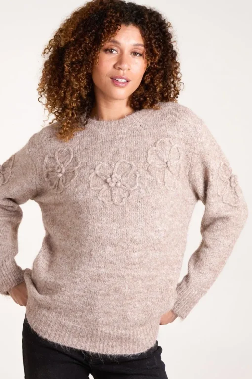 Knit Flower Embroidery Jumper