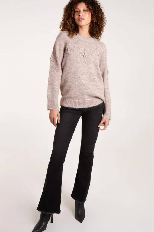 Knit Flower Embroidery Jumper