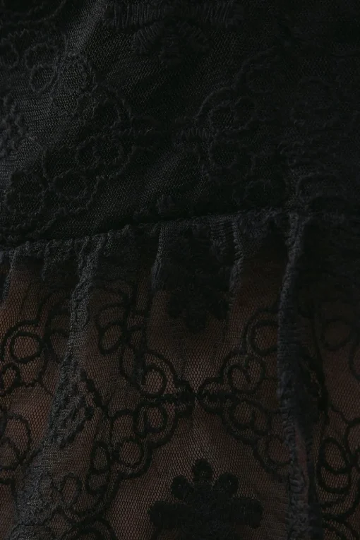 Lace Contrast Tie Front Blouse