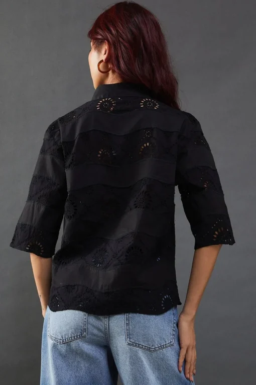 Lace Mix Scallop Hem Crop Shirt
