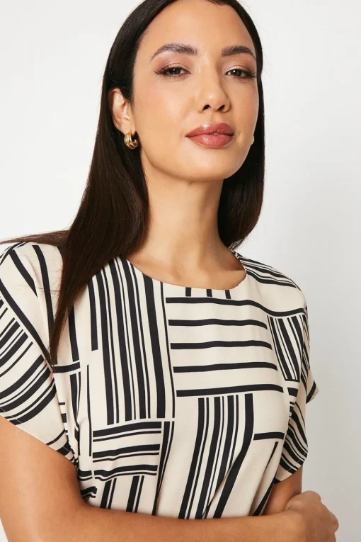 Mono Geo Printed Midi Dress