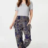 Mosaic Print Pocket Detail Pants