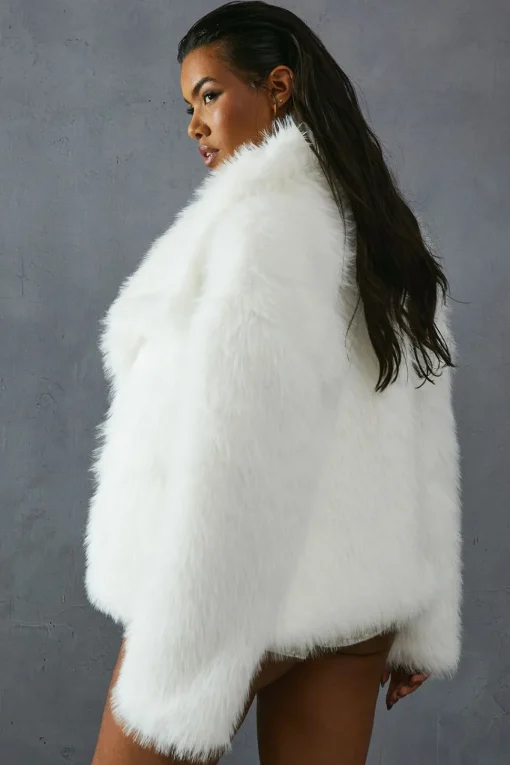 Oversized Collar Faux Fur Coat