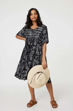Paisley Print Keyhole Neck Relaxed Dress
