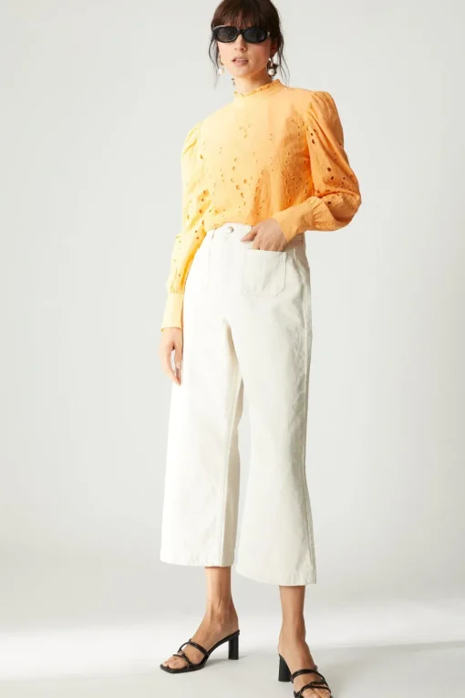 Patch Pocket Wide Leg Crop Trousers