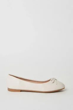 Penelope Bow Detail Comfort Ballet Pumps