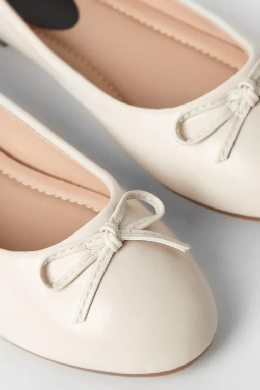Penelope Bow Detail Comfort Ballet Pumps