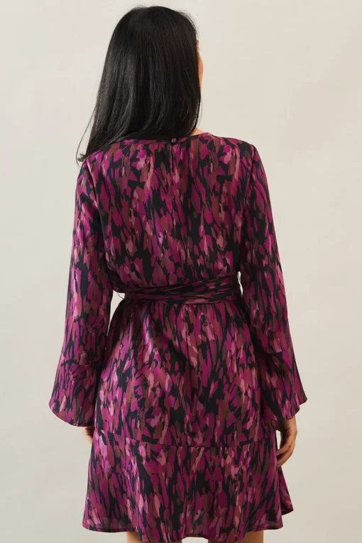 Petite Abstract Print Tie Waist Shift Dress