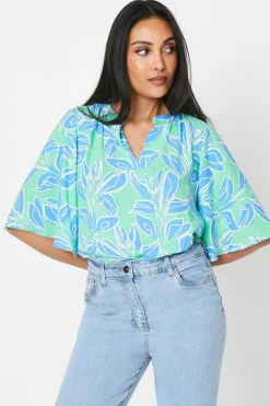 Petite Green Floral Flute Sleeve Blouse