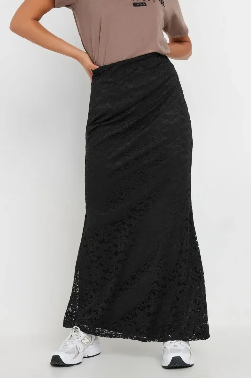 Petite Lace Maxi Skirt