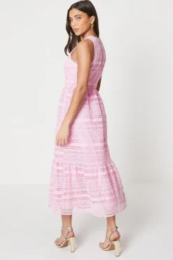 Petite Lace Sleeveless Midaxi Dress