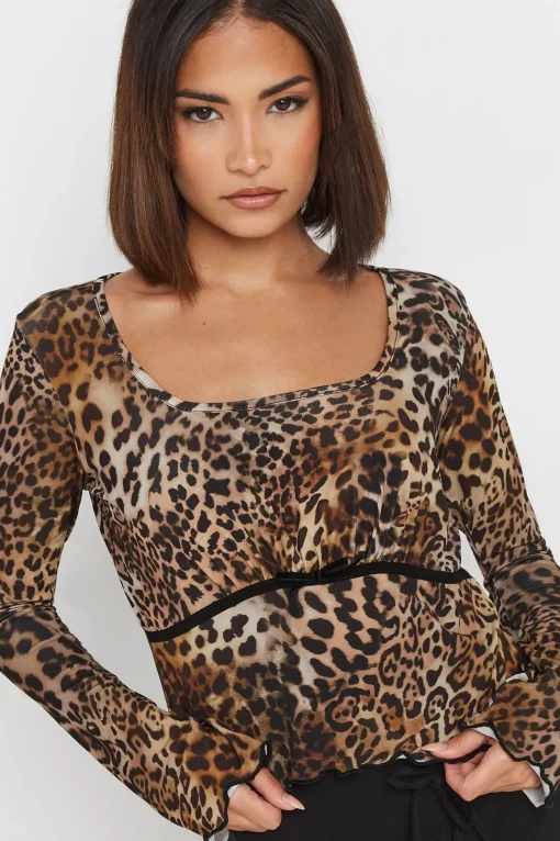 Petite Leopard Print Top