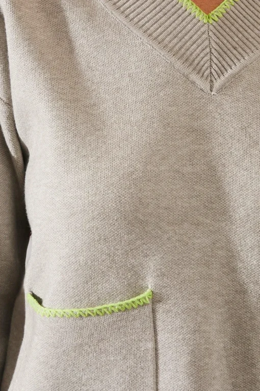 Petite Tipped Pocket Front V Neck Jumper