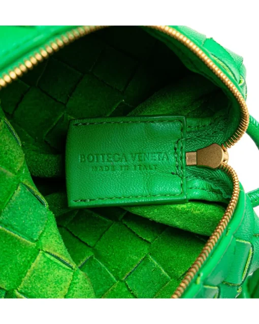 Preloved The Pouch Crossbody Bag in Green