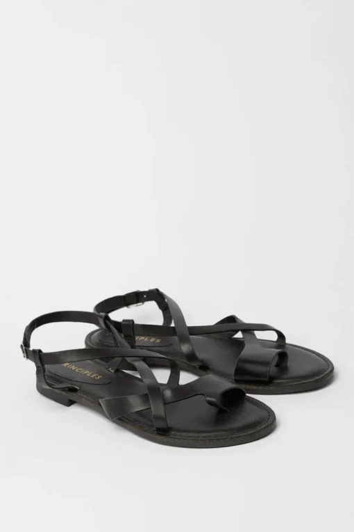 Principles: Bonnie Toe Loop Flat Sandals