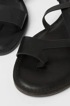Principles: Bonnie Toe Loop Flat Sandals