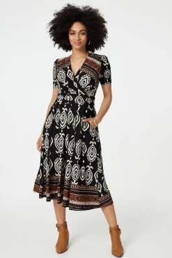 Printed 1/2 Sleeve Pleated Wrap Dress