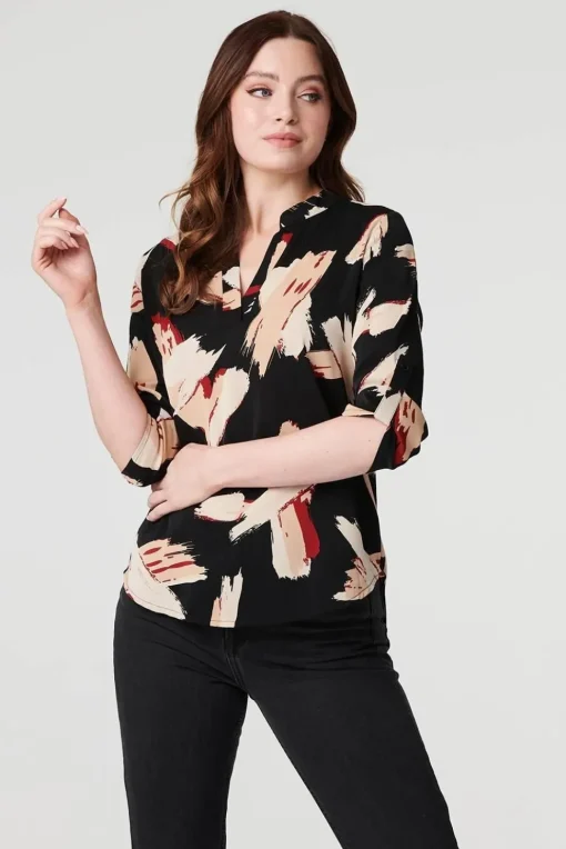 Printed Collarless V-Neck Blouse
