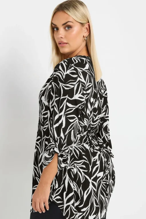 Printed Pintuck Blouse