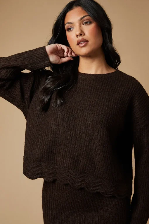 Scalloped Hem Knitted Skirt Co Ord