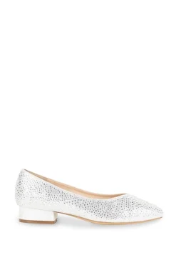 Shimmer 'Finley' Wide Fit Low Block Heel Court Shoes
