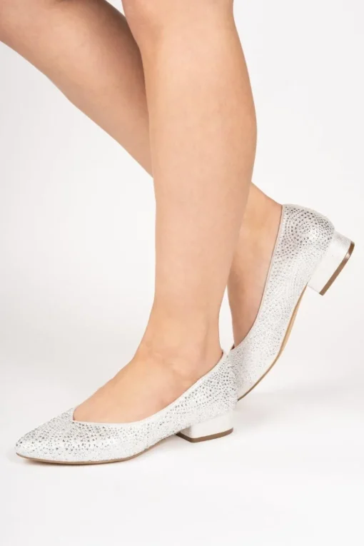 Shimmer 'Finley' Wide Fit Low Block Heel Court Shoes