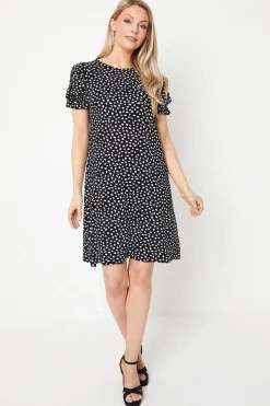 Spot Print Jersey Short Sleeve Shift Dress