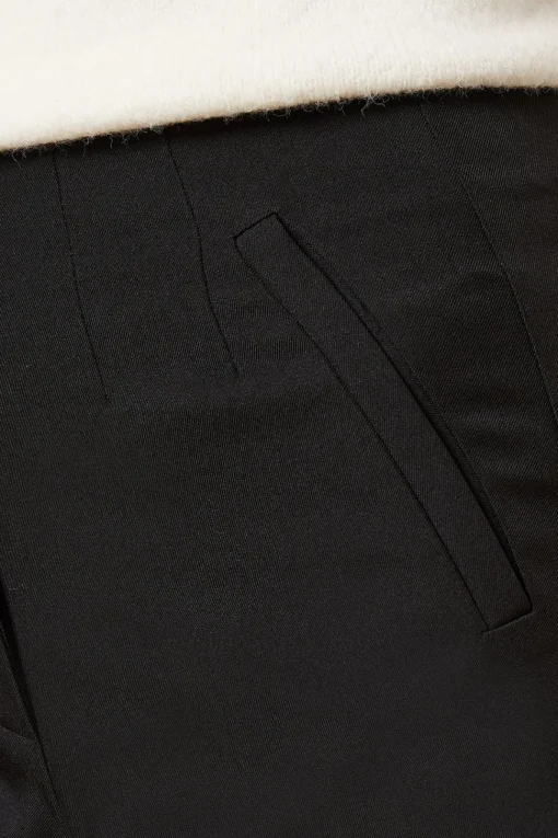 Straight Ankle Grazer Trouser