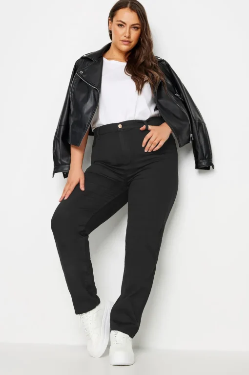 Straight Leg RUBY Jeans
