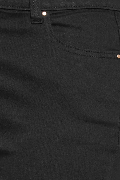 Straight Leg RUBY Jeans