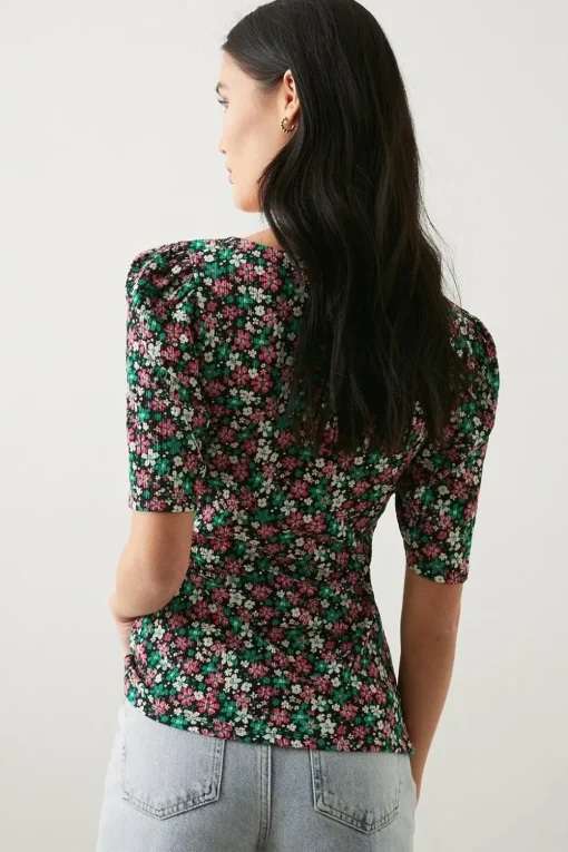 Sweetheart Ruched Body Short Sleeve Top