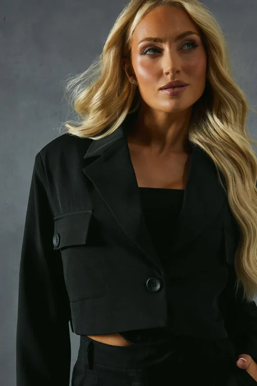Tailored Pocket Detail Blazer