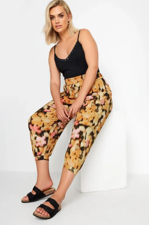 Textured Cropped Harem Trousers