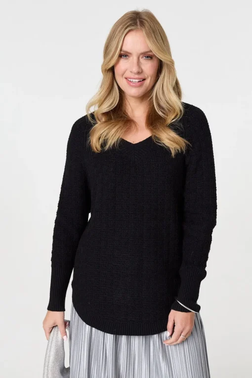 Textured V-Neck Relaxed Curve Hem Jumper