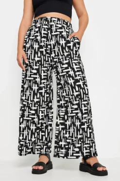 Textured Wide Leg Trousers