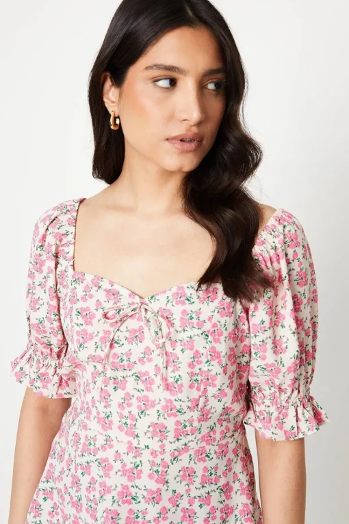 Tie Front Sweetheart Neck Top