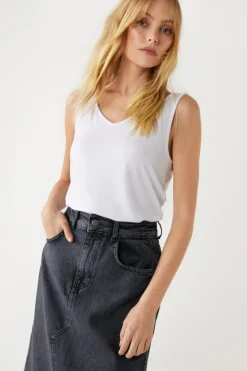 V Neck Vest
